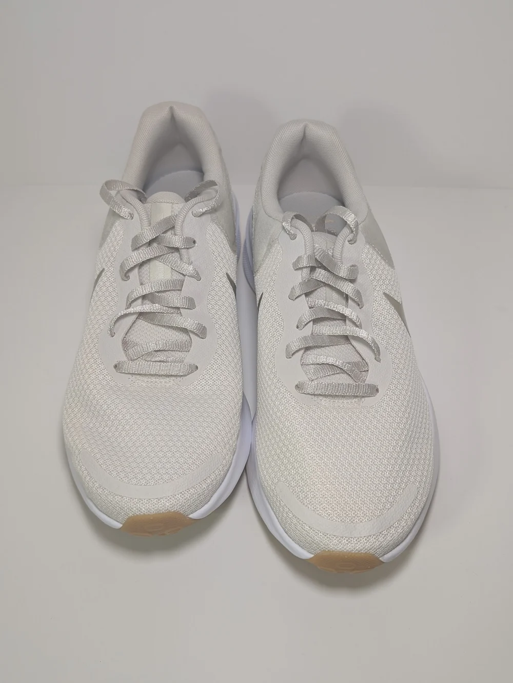 Women's Size 10 Nike Revolution 7 Color Phantom/Neutral Olive NEW